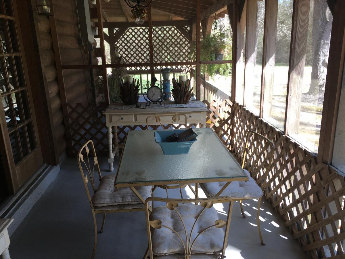 Red Caboose Farm Bed & Breakfast Magnolia Exterior photo